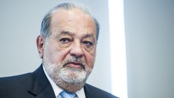 Carlos Slim Helú veranea en un pueblito de España. Carlos Slim Helú veranea en un pueblito de España.