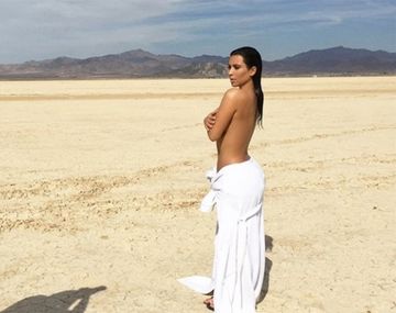 Aparecien fotos de Kim Kardashian desnunda.