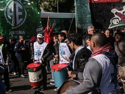 no acepta debate: el gobierno modificara el salario minimo vital y movil por decreto no acepta debate: el gobierno modificara el salario minimo vital y movil por decreto