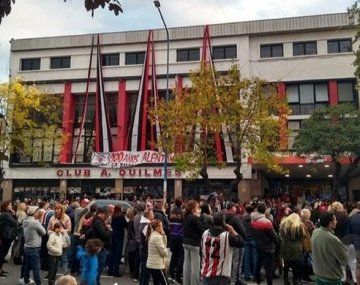 Otro club en problemas: arman colecta en importante institución de Mar del Plata sin Maratea