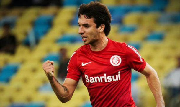 Se complica la llegada de Scocco a Boca por su deseo de jugar en Newells