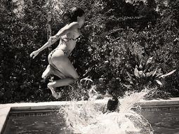 la china suarez se muestra sensual y divertida la china suarez se muestra sensual y divertida