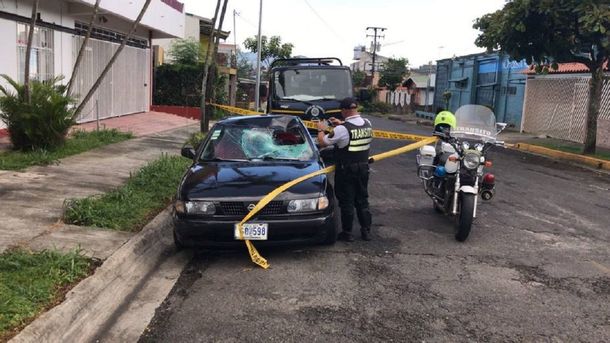 Así quedó el auto que arrolló a David Yañez Pacheco