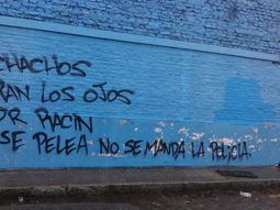 Una de las pintadas que apareció en el estadio de Racing. Una de las pintadas que apareció en el estadio de Racing.