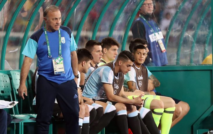 El Vasco Olarticoechea pidió perdón y dijo que se dedicará a repartir tortas