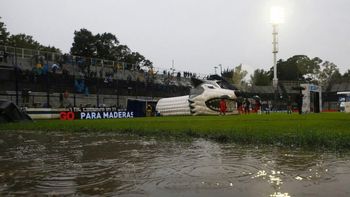 A minutos de la hora del comienzo del partido, así estaba el campo. A minutos de la hora del comienzo del partido, así estaba el campo.