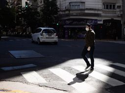 Uno de los médicos que asesora al Gobierno: Hay que adaptarse a convivir con el coronavirus