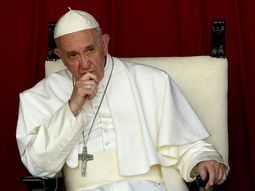 Francisco reconoció que la Iglesia llegó tarde ante los abusos sexuales ocurridos dentro de ella Francisco reconoció que la Iglesia llegó tarde ante los abusos sexuales ocurridos dentro de ella