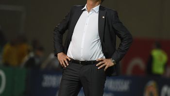 Edgardo Bauza, indignado por la derrota de Argentina ante Paraguay Edgardo Bauza, indignado por la derrota de Argentina ante Paraguay