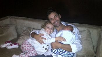 mariano martinez presento oficialmente a su hijo milo mariano martinez presento oficialmente a su hijo milo