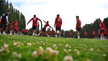 alarma en river: aseguran que desde europa vienen por un titular clave para gallardo alarma en river: aseguran que desde europa vienen por un titular clave para gallardo