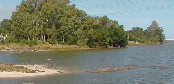 El Arroyo Pando sufre la sequía que afecta a todo Uruguay.