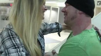 video: se conocieron por instagram y se casaron en el aeropuerto video: se conocieron por instagram y se casaron en el aeropuerto