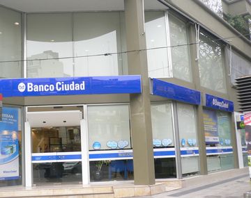 Habrá atención en los bancos hasta las 13