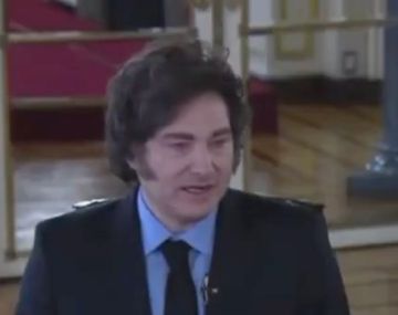 Milei reveló que es fotofóbico