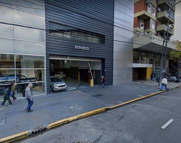 Una concesionaria abrió con todo su personal y sin respetar el distanciamiento ni el protocolo