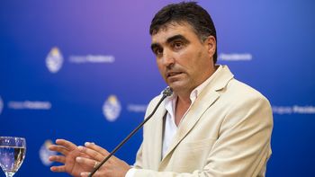 El intendente de Salto señaló que la actividad minorista creció un 20% en su departamento tras el cambio de gobierno en Argentina. El intendente de Salto señaló que la actividad minorista creció un 20% en su departamento tras el cambio de gobierno en Argentina.