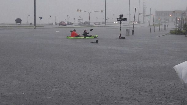 Temporal en Mar del Plata: 108 evacuados y barrios sin luz
