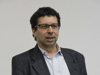 Alfredo Zaiat llega a Mega 98.3