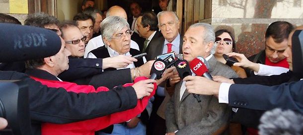 Moyano busca apoyo en la UCR antes de la marcha a Plaza de Mayo