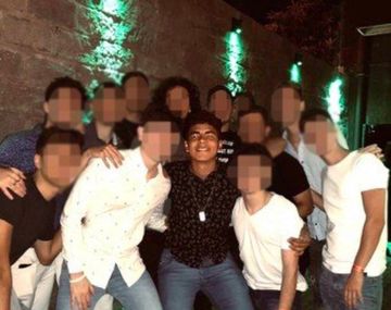 El chat de los amigos de Fernando Báez Sosa: Salgan que Fer está inconsciente