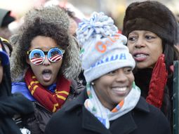 obama asume con una fiesta de 50 millones de dolares obama asume con una fiesta de 50 millones de dolares