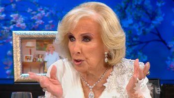 Mirtha Legrand. Mirtha Legrand.