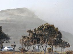 Rigen alertas amarillas por vientos en parte de la Patagonia y el noroeste del país