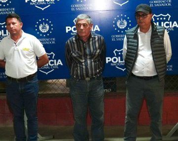 Bukele ordenó detener a cinco empresarios del transporte por negarse a brindar servicio gratuito