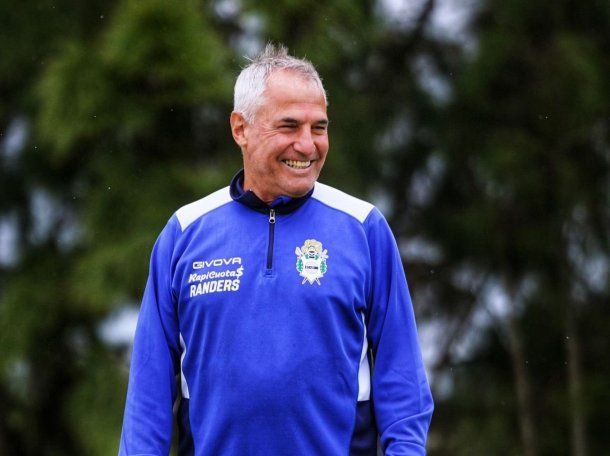 Madelón renunció en Gimnasia: los 11 DTs que se fueron en la Copa de la Liga