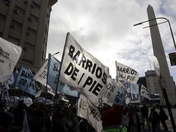 Las fotos de la manifestación de Barrios de Pie