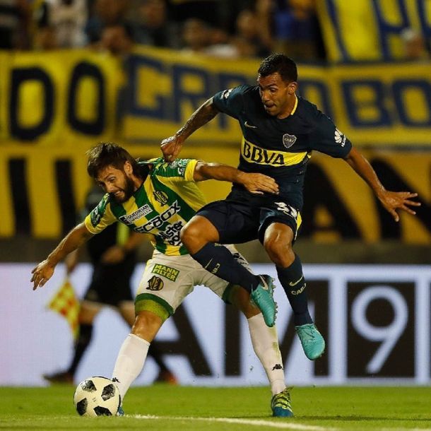 Tevez vuelve a jugar en Boca tras un año en el fútbol de China