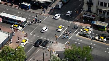 Montevideo agravó sus problemas de tráfico en los últimos años. Montevideo agravó sus problemas de tráfico en los últimos años.