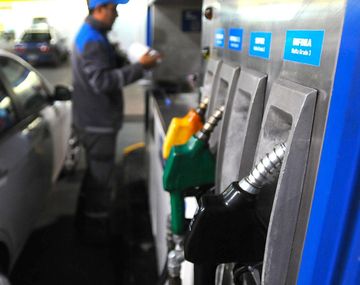 YPF baja los precios de las naftas y el gasoil hasta 3