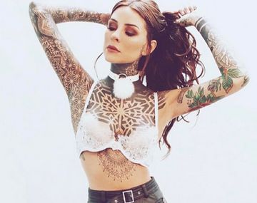 Un fanático se tatuó a Cande Tinelli en ropa interior: ¡mirá cómo le quedó!