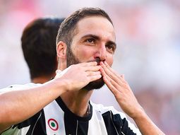 con dos goles de higuain, juventus vencio a sassuolo con dos goles de higuain, juventus vencio a sassuolo