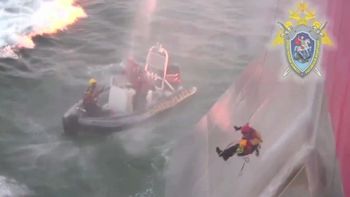 asi fue la detencion de los activistas de greenpeace asi fue la detencion de los activistas de greenpeace