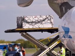 Aerolíneas  explicó que en el traslado de las vacunas no hay sobreprecio alguno