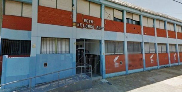 Alcohol en la puerta del colegio, una chica abusada, un abusador, condenado pero libre