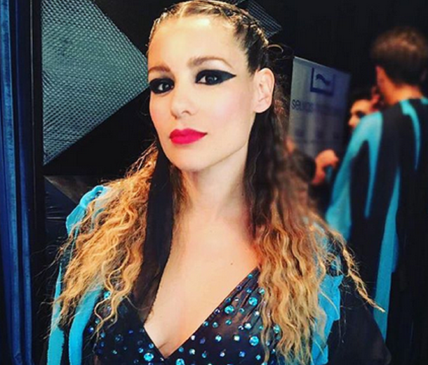 Pampita mostró cómo se prepara para el aquadance en ShowMatch.
