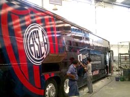 para captar socios, san lorenzo lanza el cuervomovil para captar socios, san lorenzo lanza el cuervomovil
