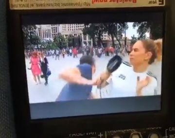 Gómez estaba haciendo su trabajo hasta que apareció un hombre