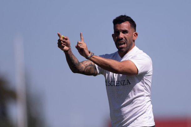 El equipo de la Primera Nacional que quiere a Carlos Tevez como entrenador