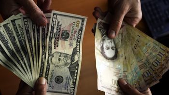 100 bolívares equivalen apenas a 0,15 dólares 100 bolívares equivalen apenas a 0,15 dólares