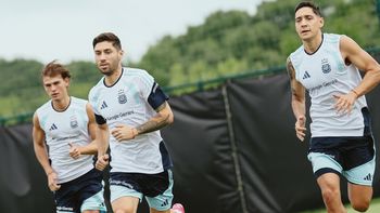 scaloni suma buenas noticias: paz, molina y montiel volvieron a entrenarse con el grupo scaloni suma buenas noticias: paz, molina y montiel volvieron a entrenarse con el grupo