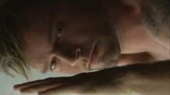 ricky martin se desnudo en un videoclip y youtube se lo censuro ricky martin se desnudo en un videoclip y youtube se lo censuro