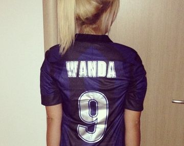 Wanda con la remera de Icardi