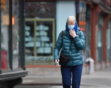 Frío y cielo nublado en la previa de otra semana polar en la Ciudad