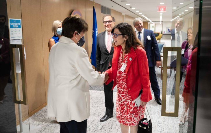 Kristalina Georgieva calificó como reunión productiva a su encuentro con Batakis