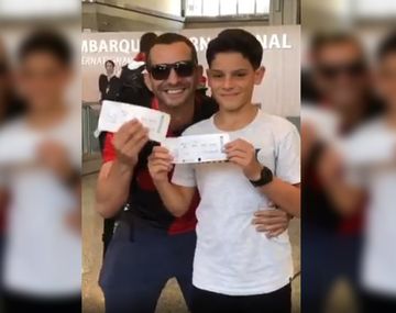 Fue a despedir a su papá al aeropuerto para ver al Flamengo y se llevó una enorme sorpresa